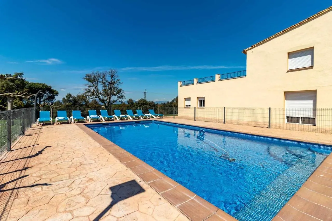 Can Buganto Amplia Casa Con Piscina Y Jardin Villa Llambillas